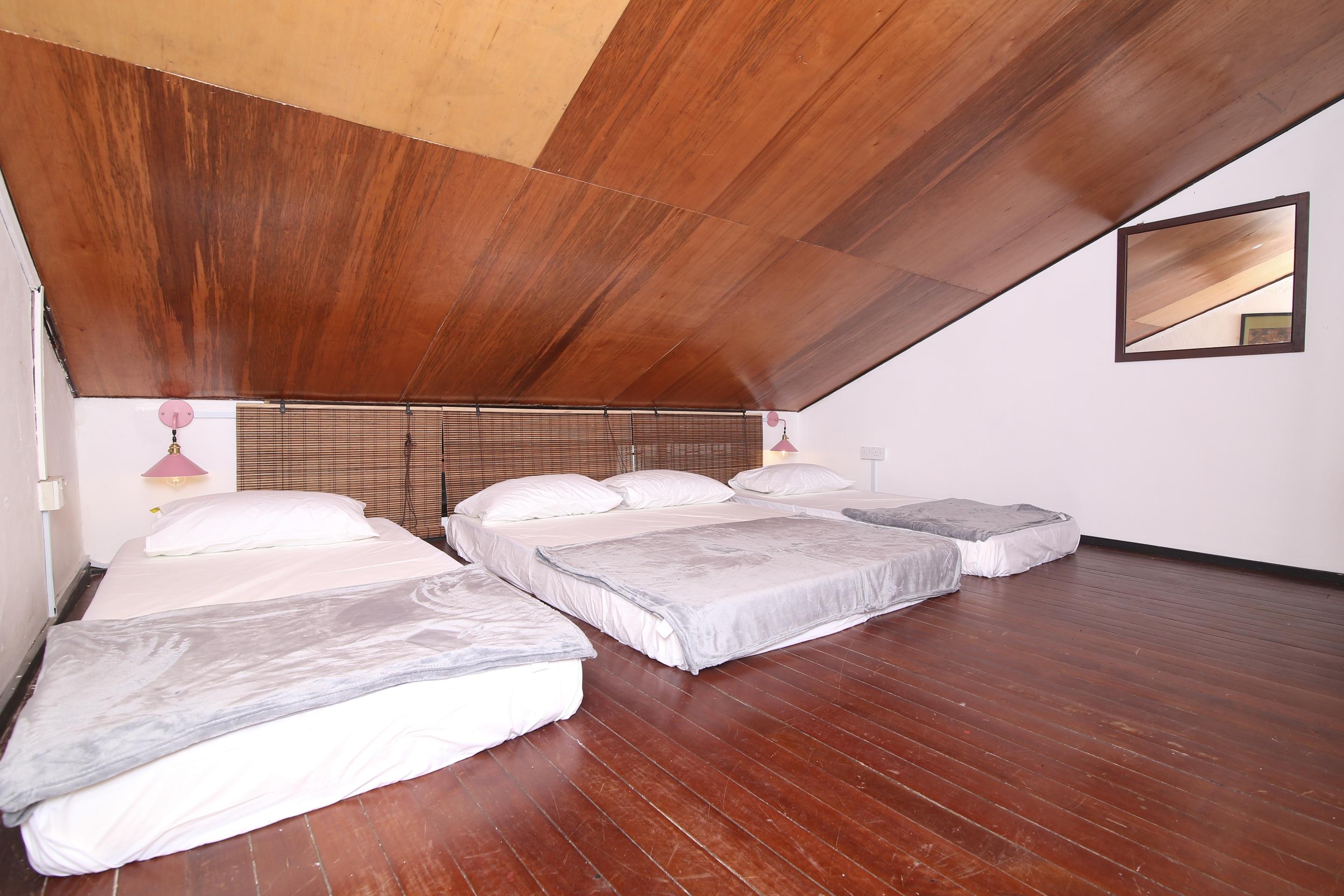 Spot On 90141 Threehouse Bed & Breakfast Kuching Exterior photo